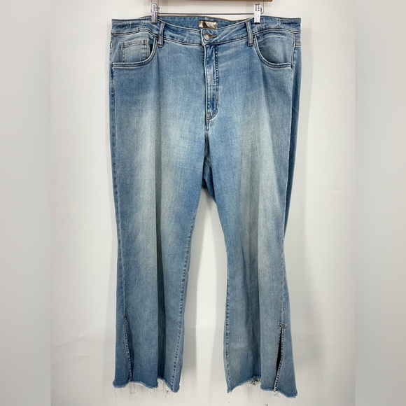 Kut 20W High-Rise Meg Fab Ab Wide Leg 0938 Raw Hem Jeans Light from the kloth - Picture 2 of 10